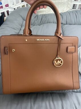 Michael Kors Caramel Leather Tote Large Structured Tan Gold MK Charm Work Bag